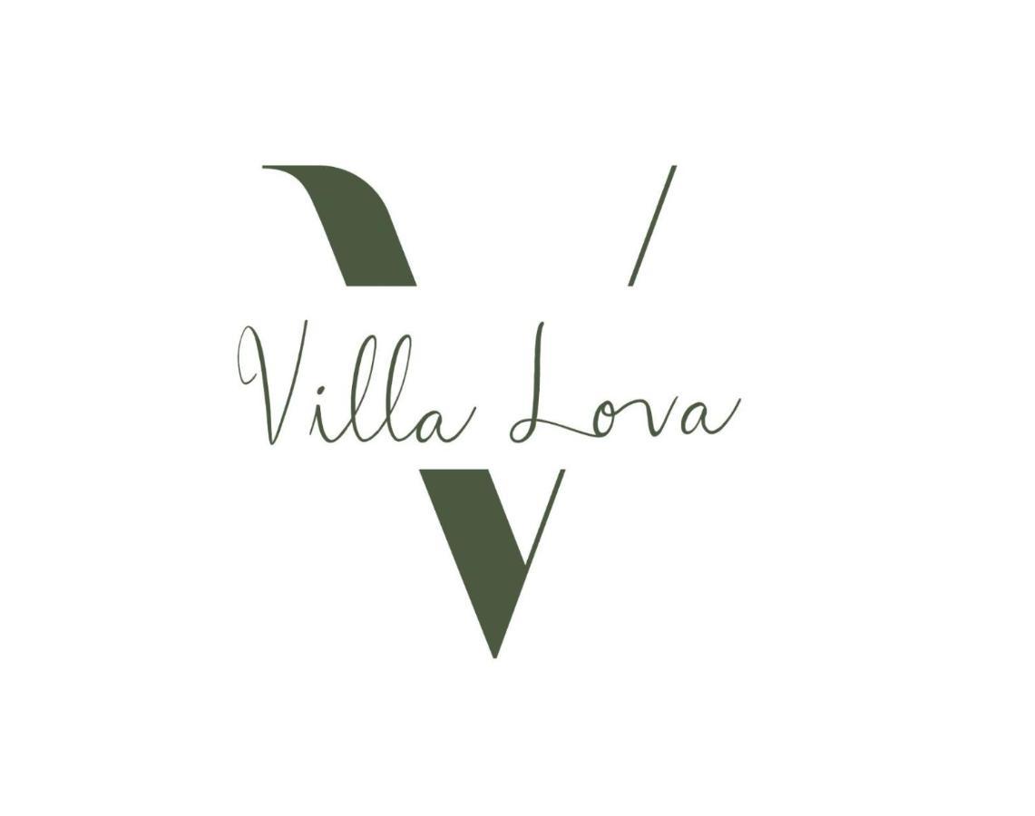 Villa Lova Sambirenteng Gretek ภายนอก รูปภาพ